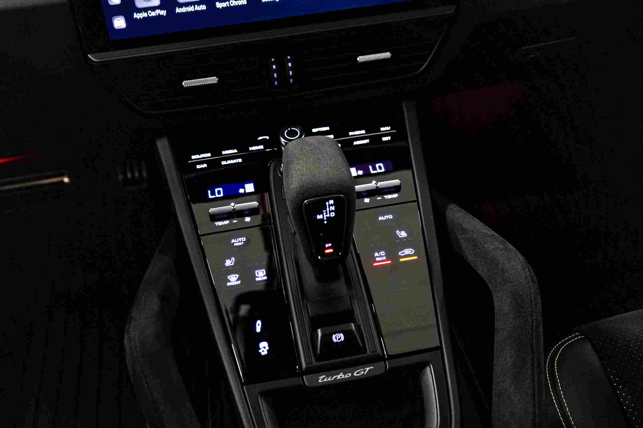 Porsche Cayenne Turbo GT gear selector