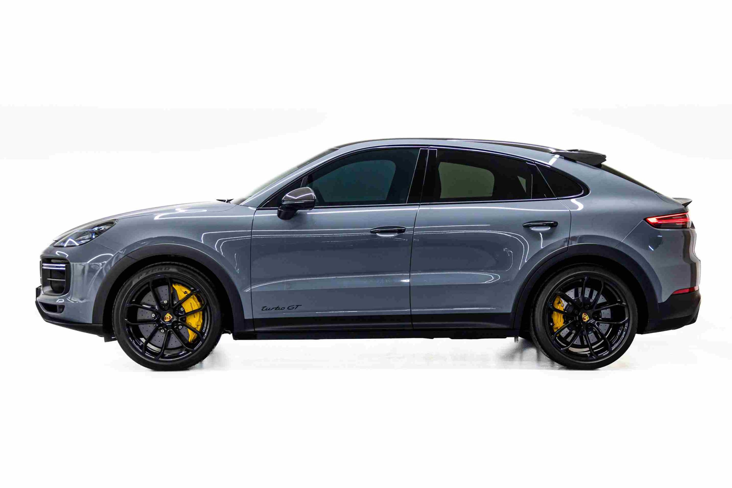 Porsche Cayenne Turbo GT side profile