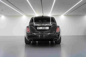 Rolls-Royce Phantom EWB exterior rear view