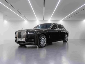 rolls-royce-phantom-ewb-rental-dubai