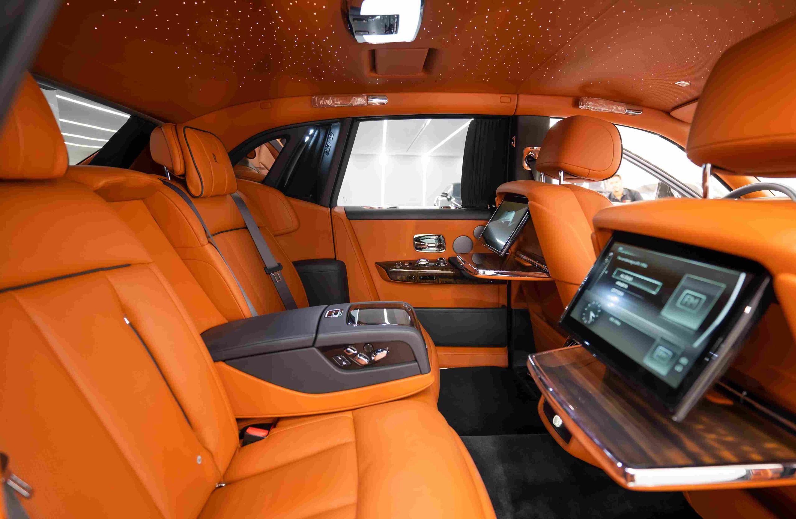 Rolls-Royce Phantom EWB entertainment system