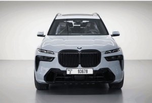 Rent BMW X7 xDrive40i in Dubai