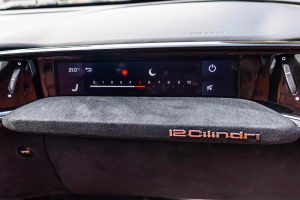 Ferrari 12Cilindri dashboard