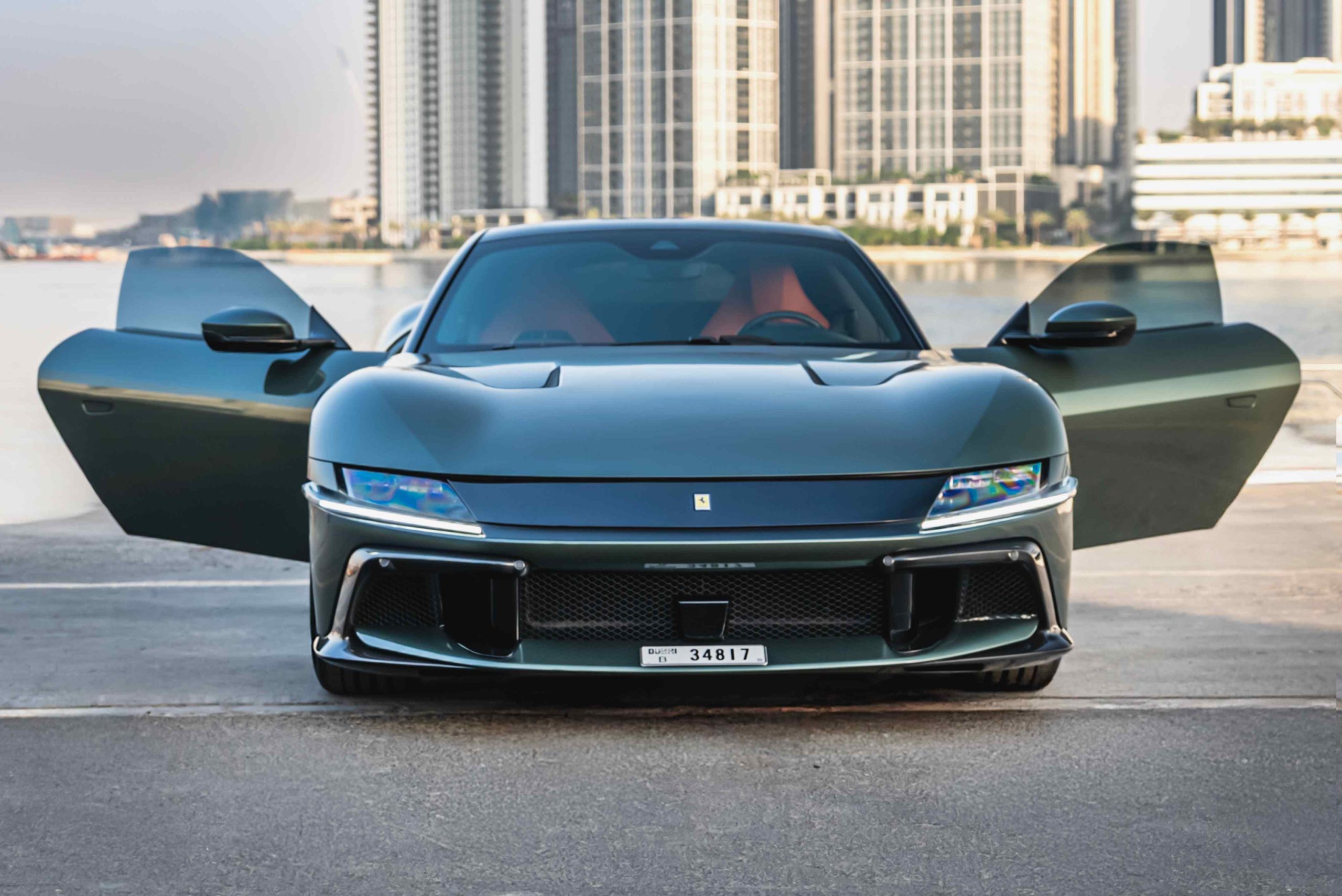 Rent Ferrari 12Cilindri in Dubai