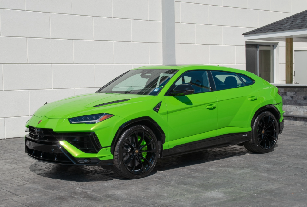 lamborghini-urus-s-rental-dubai