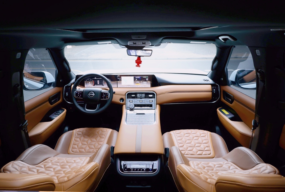 2025 Nissan Patrol LE Platinum steering Wheel