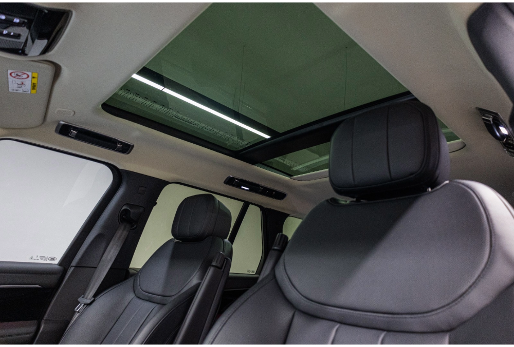 2023 Land Rover Range Rover HSE panoramic roof