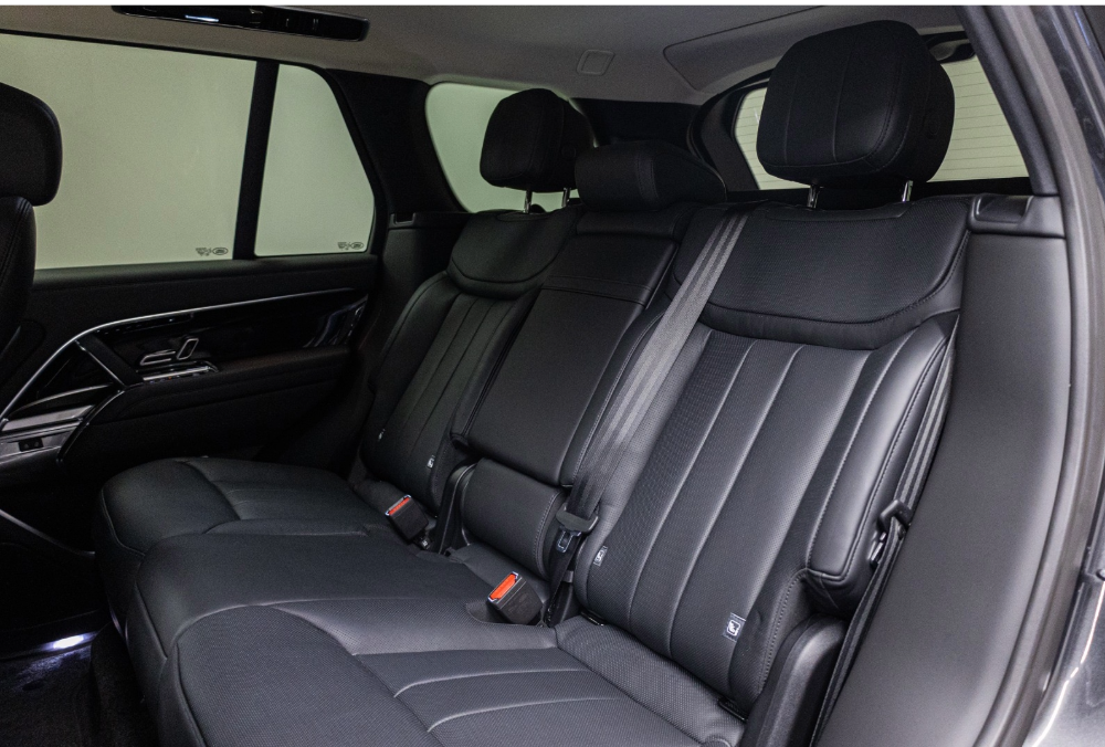 2023 Land Rover Range Rover HSE rear seat view