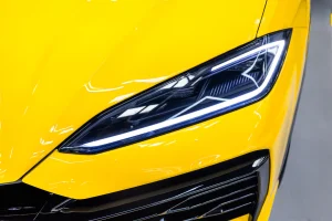 yellow-lamborghini-urus-2025-led-headlights-closeup