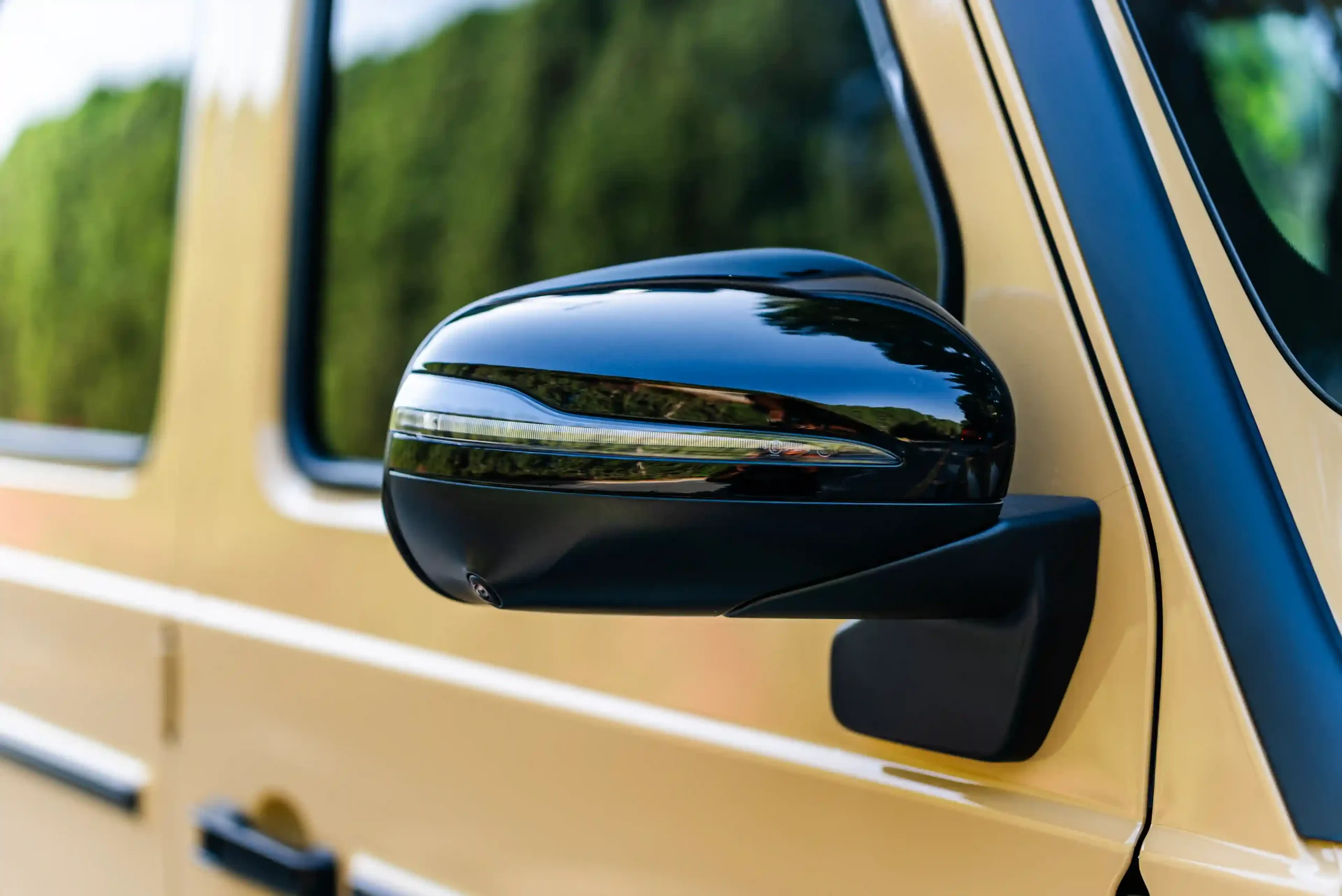 mercedes-g63-front-mirror