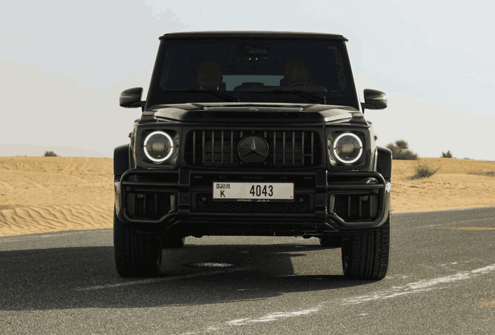 Rent 4.0L V8 Black Mercedes G63 AMG in Dubai