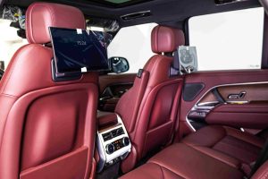 Grey Land Rover Range Rover HSE leather seat view