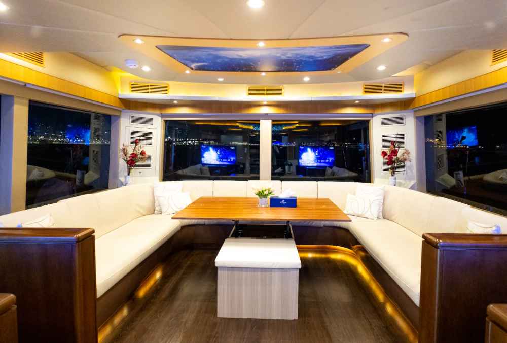 Explora-Sky-Walker-60FT-Saloon