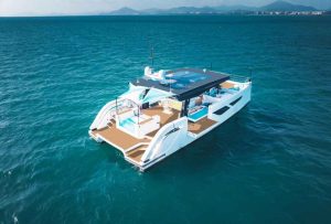 Ozone-Sky-Walker-55FT-Aerial Exterior