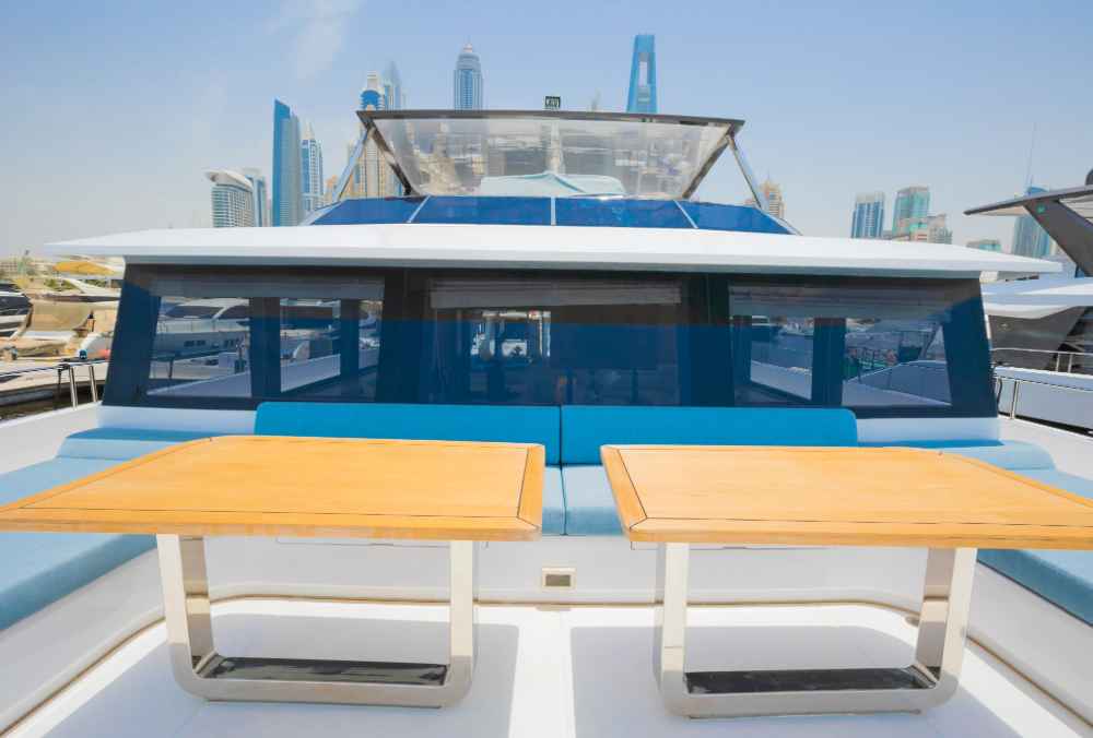 Volare-Sky-Walker-60 FT-Bow