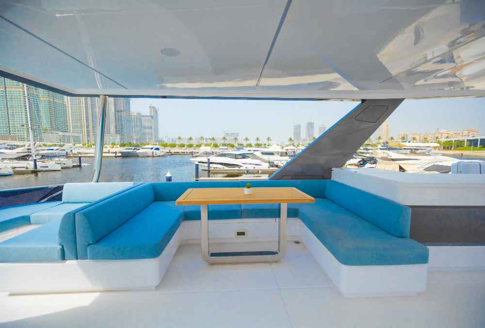 Volare-Sky-Walker-60 FT-Flybridge