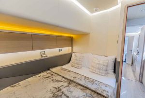 Volare-Sky-Walker-60 FT-Guest