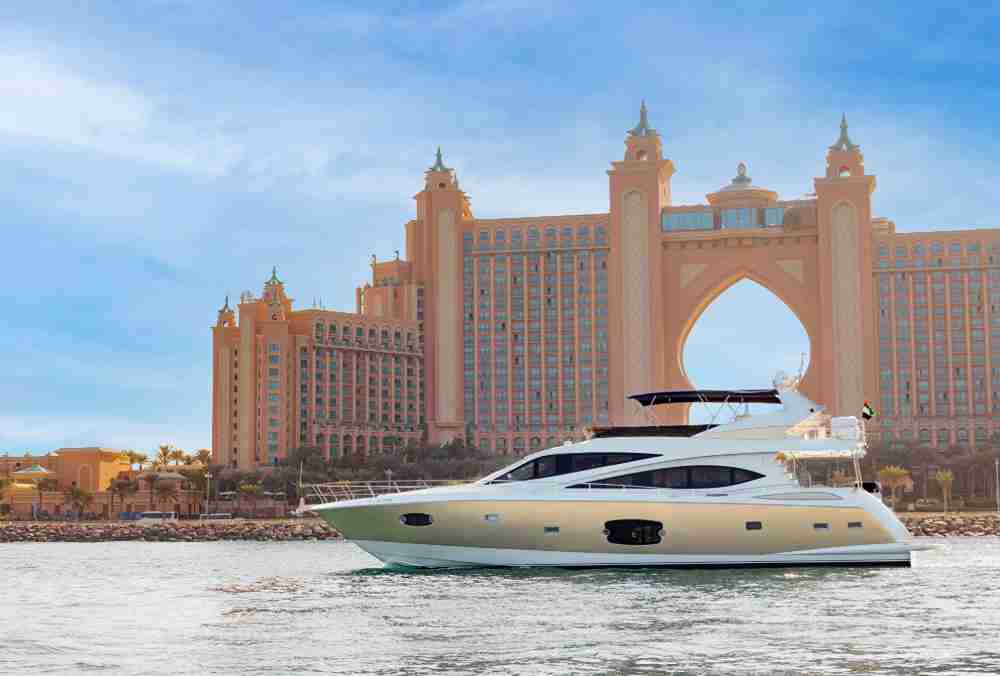 astra-sky-walker-76ft-luxury-yacht-exterior