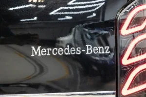 black-mercedes-benz-vito-rear-door-and-tail-lights-2