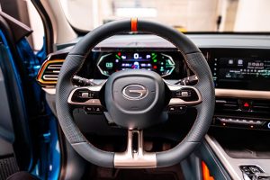 gac-gs3-emzoom-r-style-2025-blue-steering-wheel.jpg