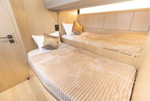 infinity-sky-walker-60ft-vip-guest-room-interior