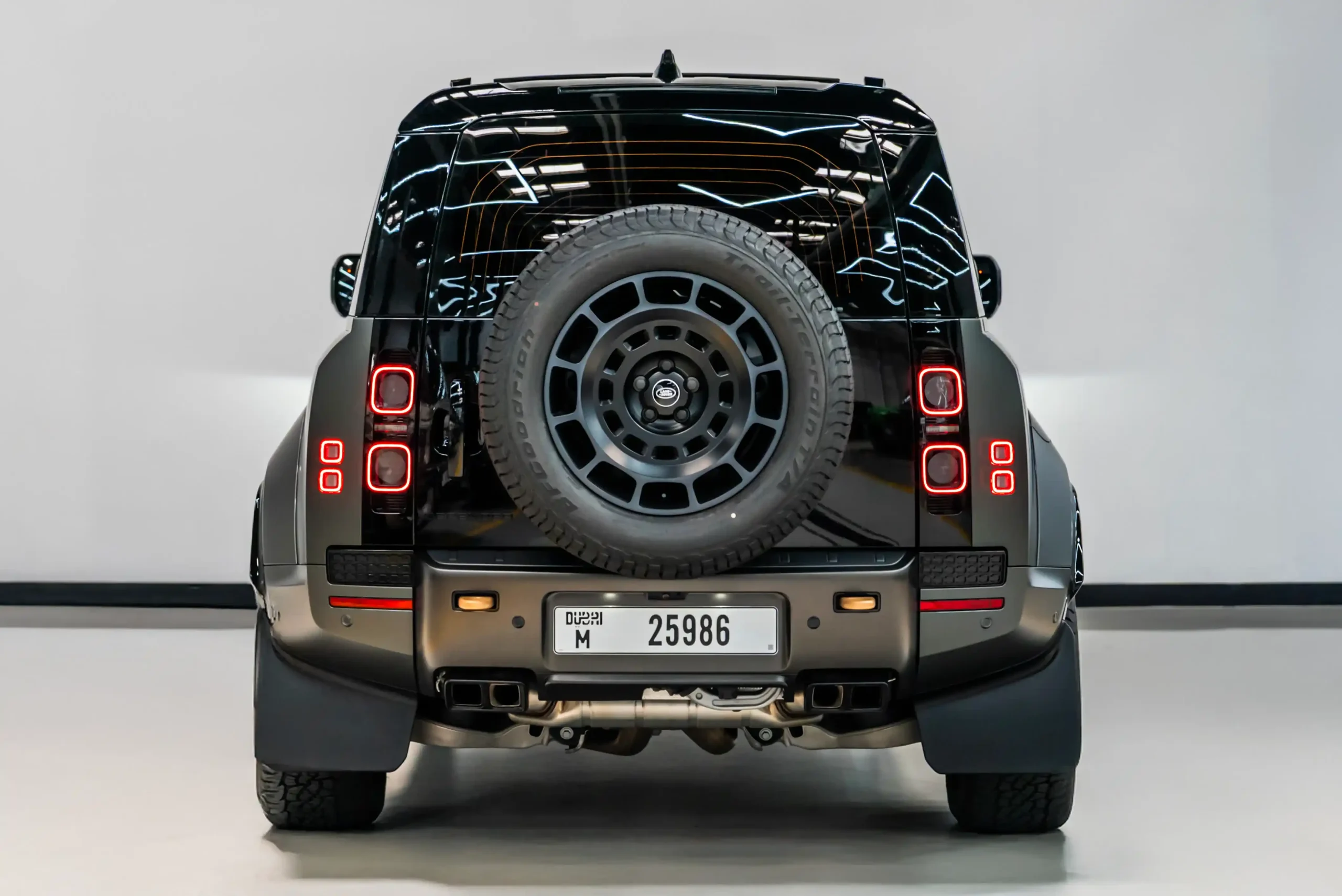 land-rover-defender-octa-rear-design-view