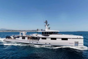 Damen-Yacht-Support-YS53-back Side