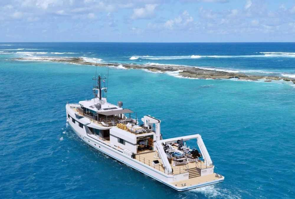Damen-Yacht-Support-YS53-back Side