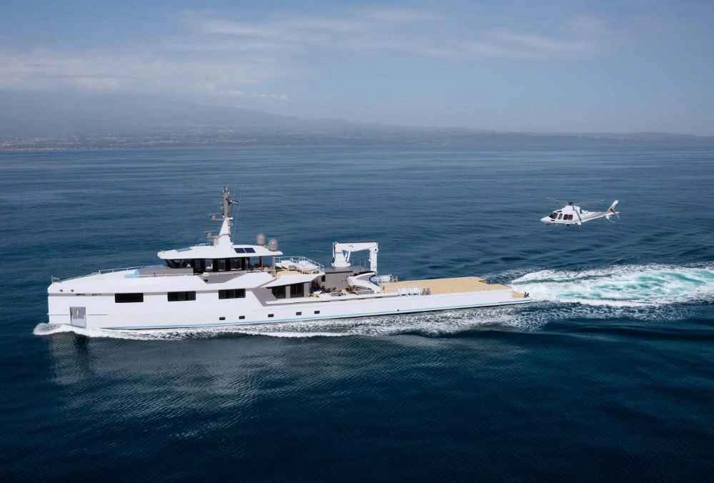 Damen-Yacht-Support-YS53-back Side
