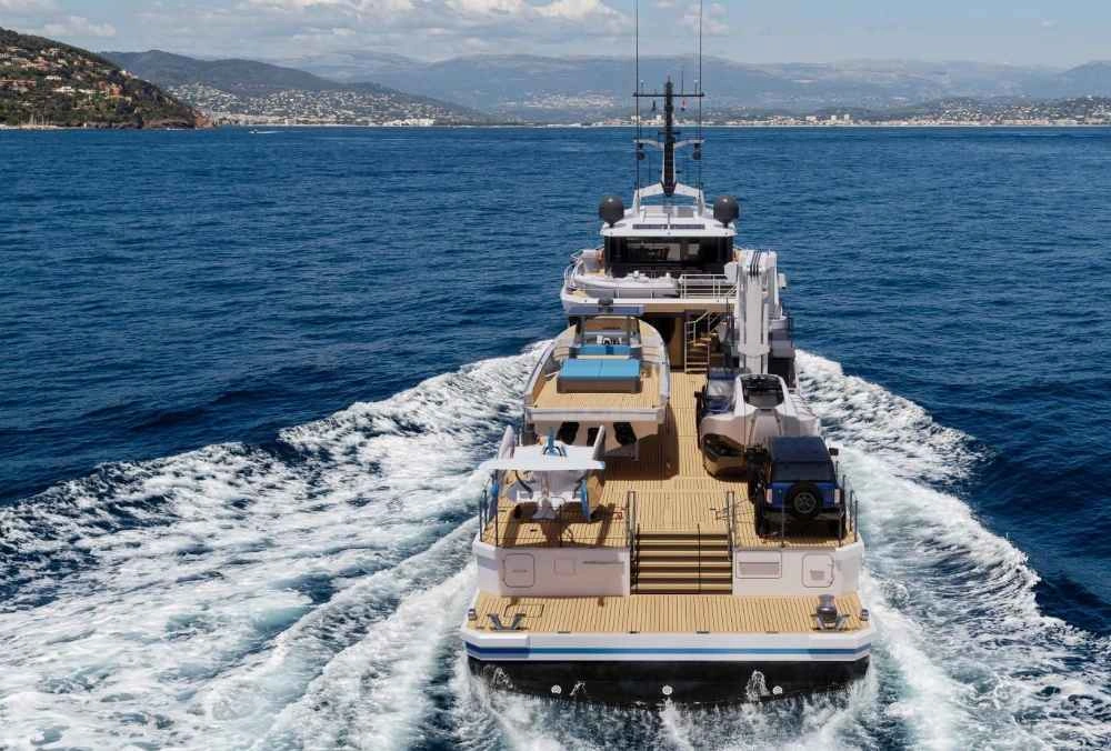 Damen-Yacht-Support-YS53-back Side