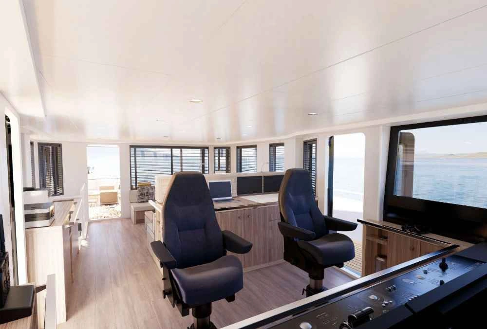 Damen-Yacht-Support-YS53-back Side