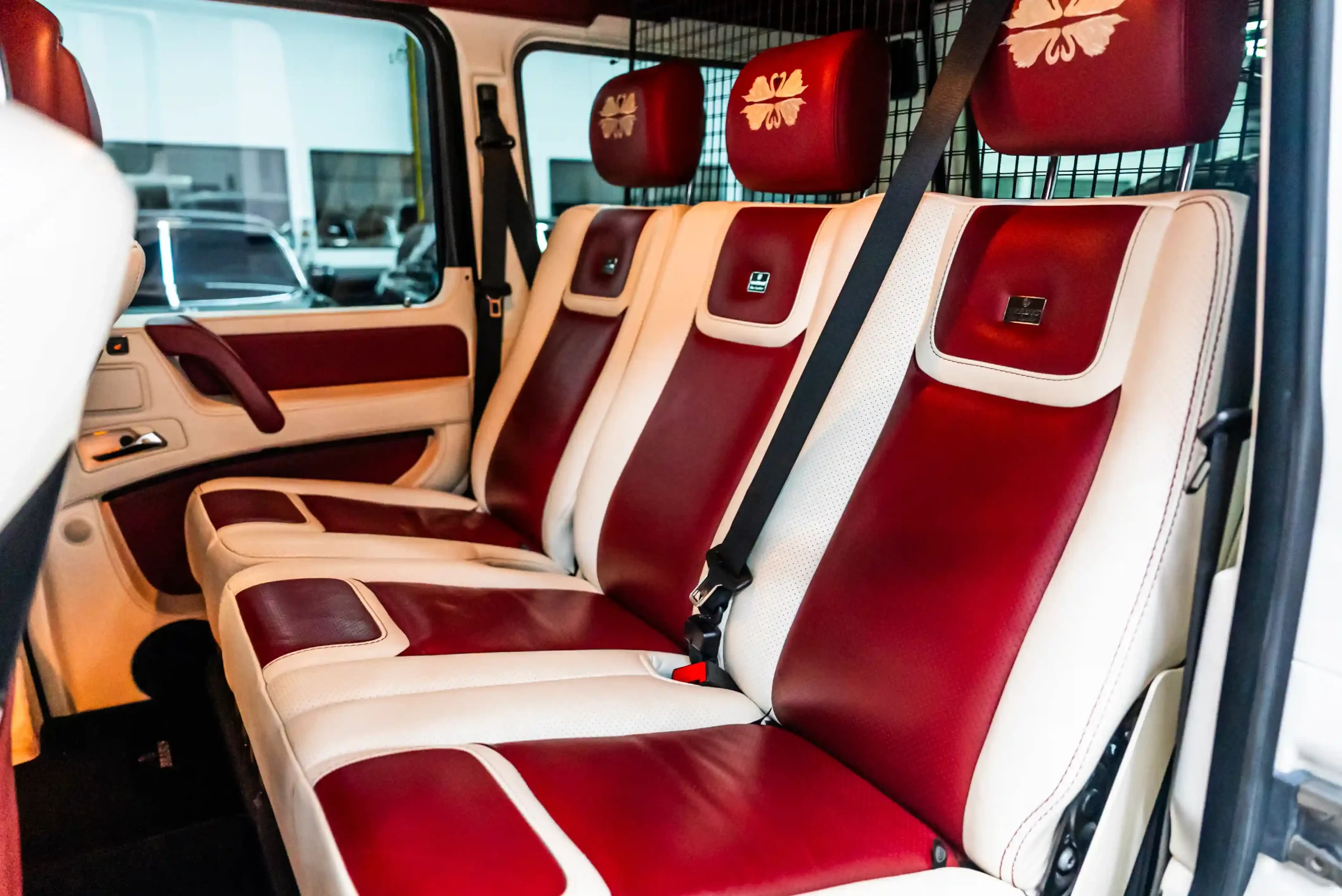 Mercedes-Benz-Brabus-seats-view-2