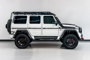 Mercedes-Benz-Brabus-side-view-1