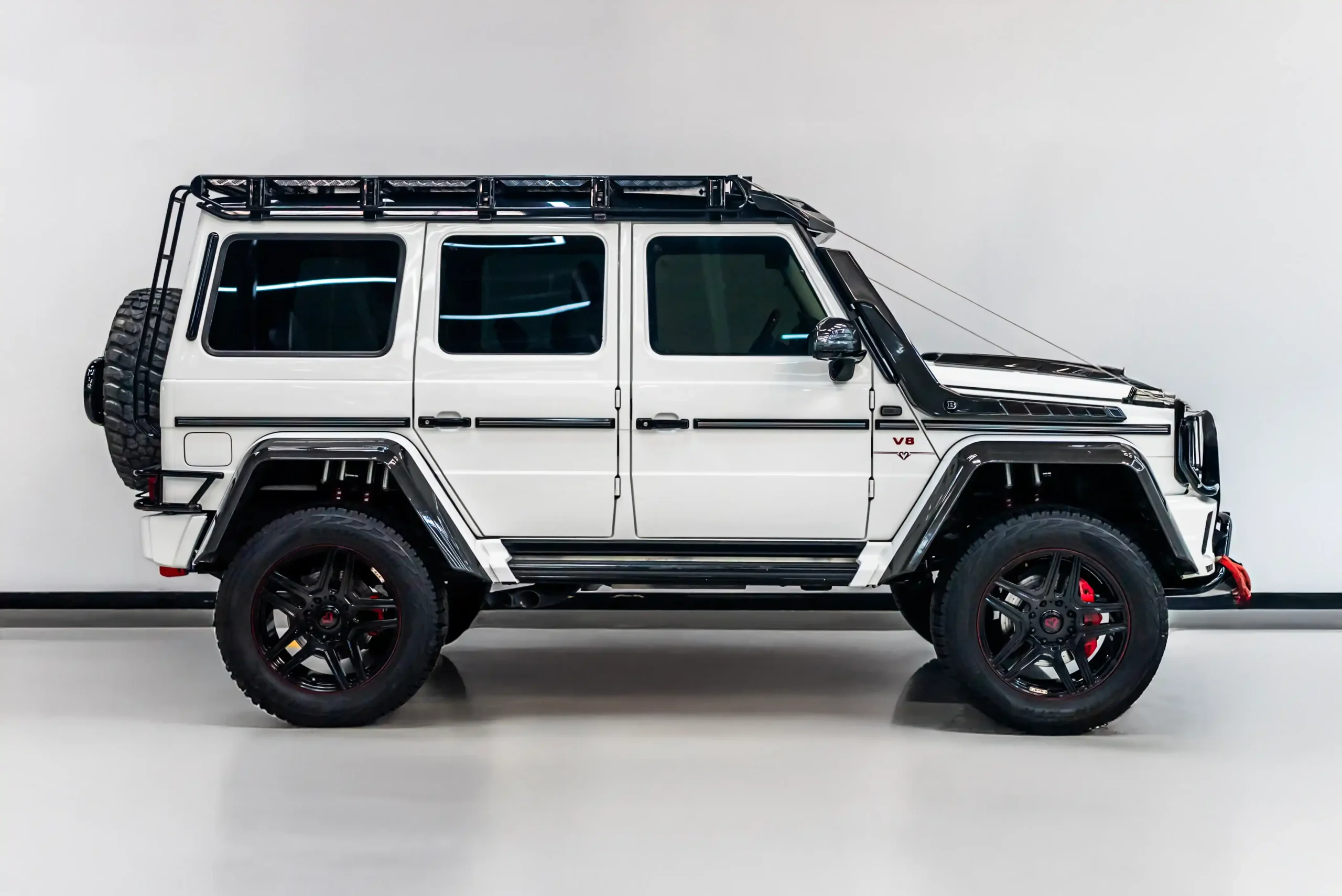 Mercedes-Benz-Brabus-side-view-1