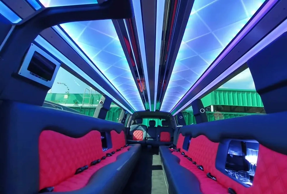 Nissan-Patrol-Interior-2