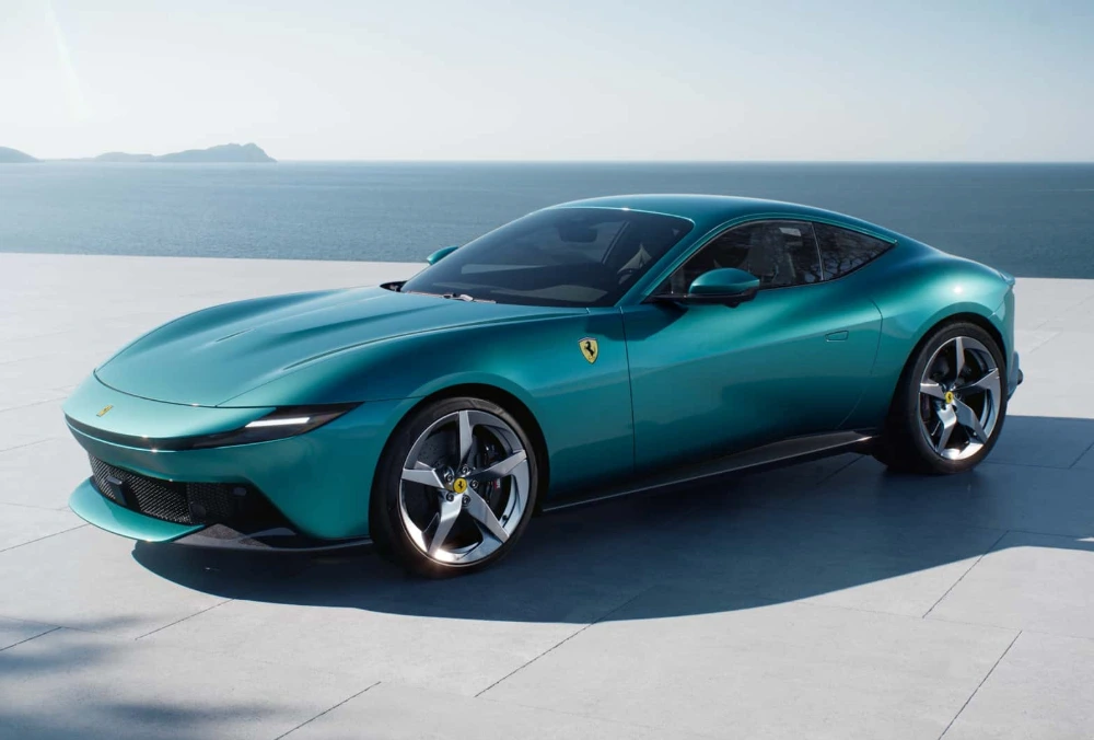ferrari amalfi rental in dubai
