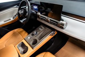 gac-emkoo-2025-silver-dashboard-interior.jpg