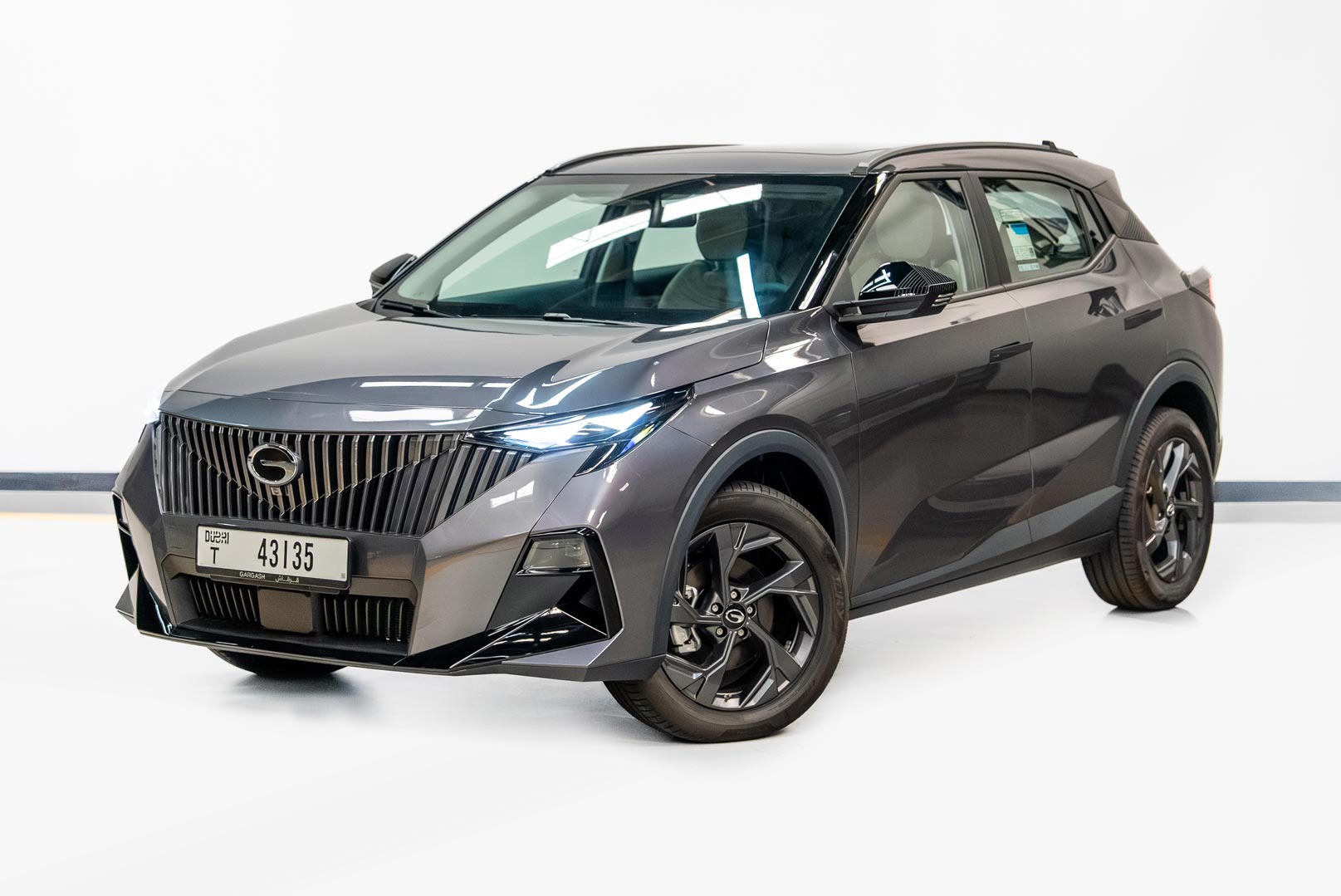 gac-gs3-emzoom-2025-grey-front-angle.jpg