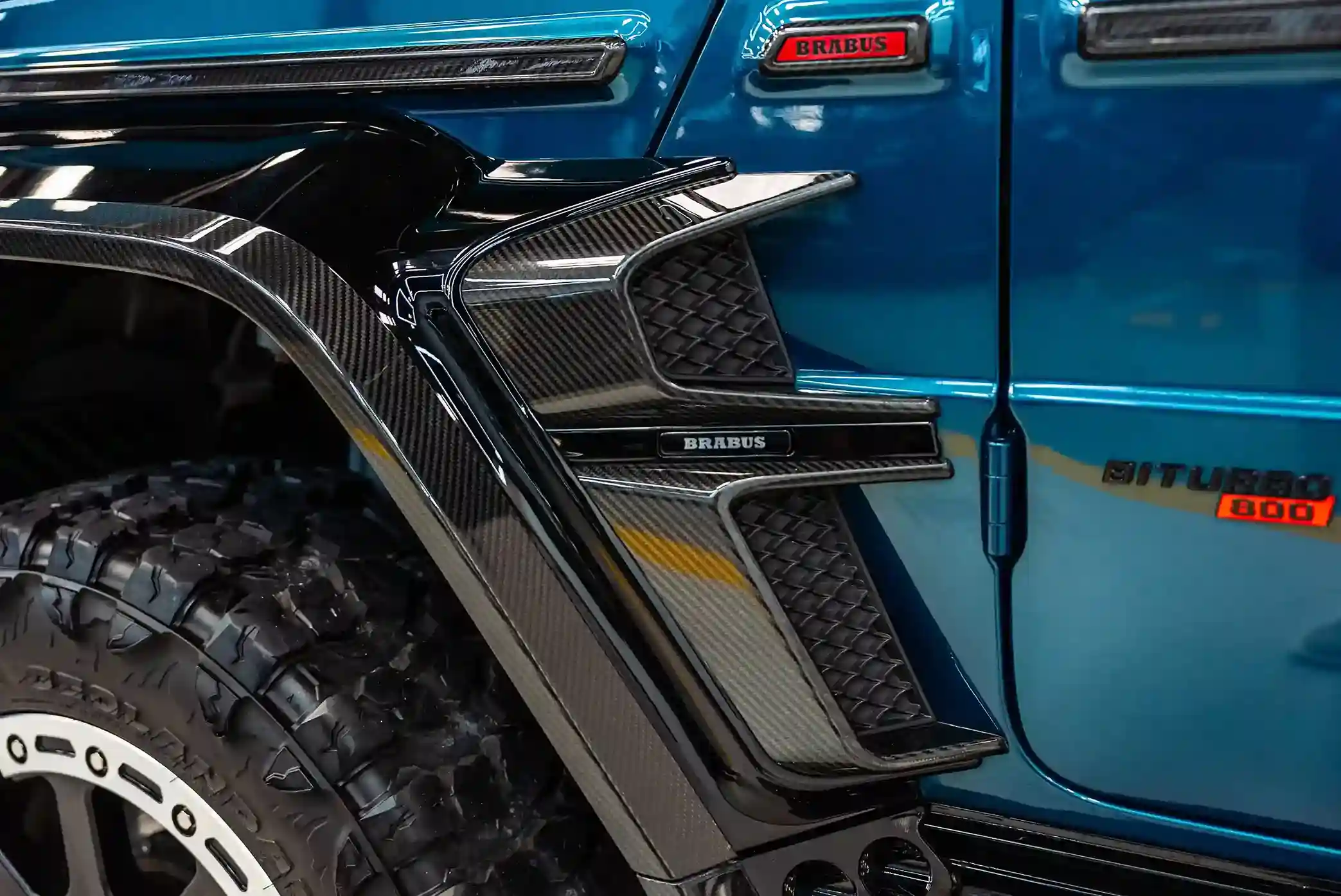 Mercedes-Brabus-blue-