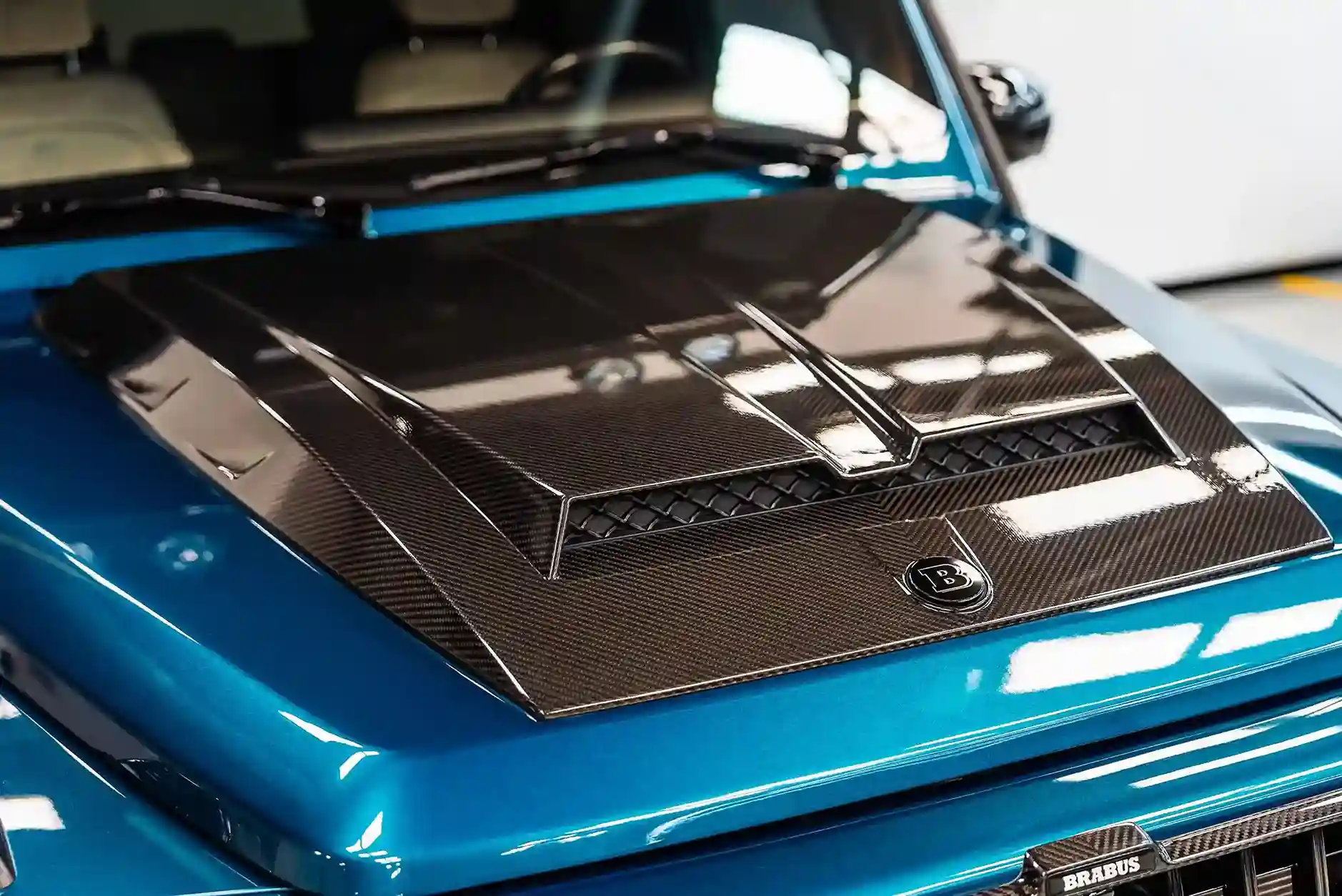 Mercedes-Brabus-blue-front-bumper