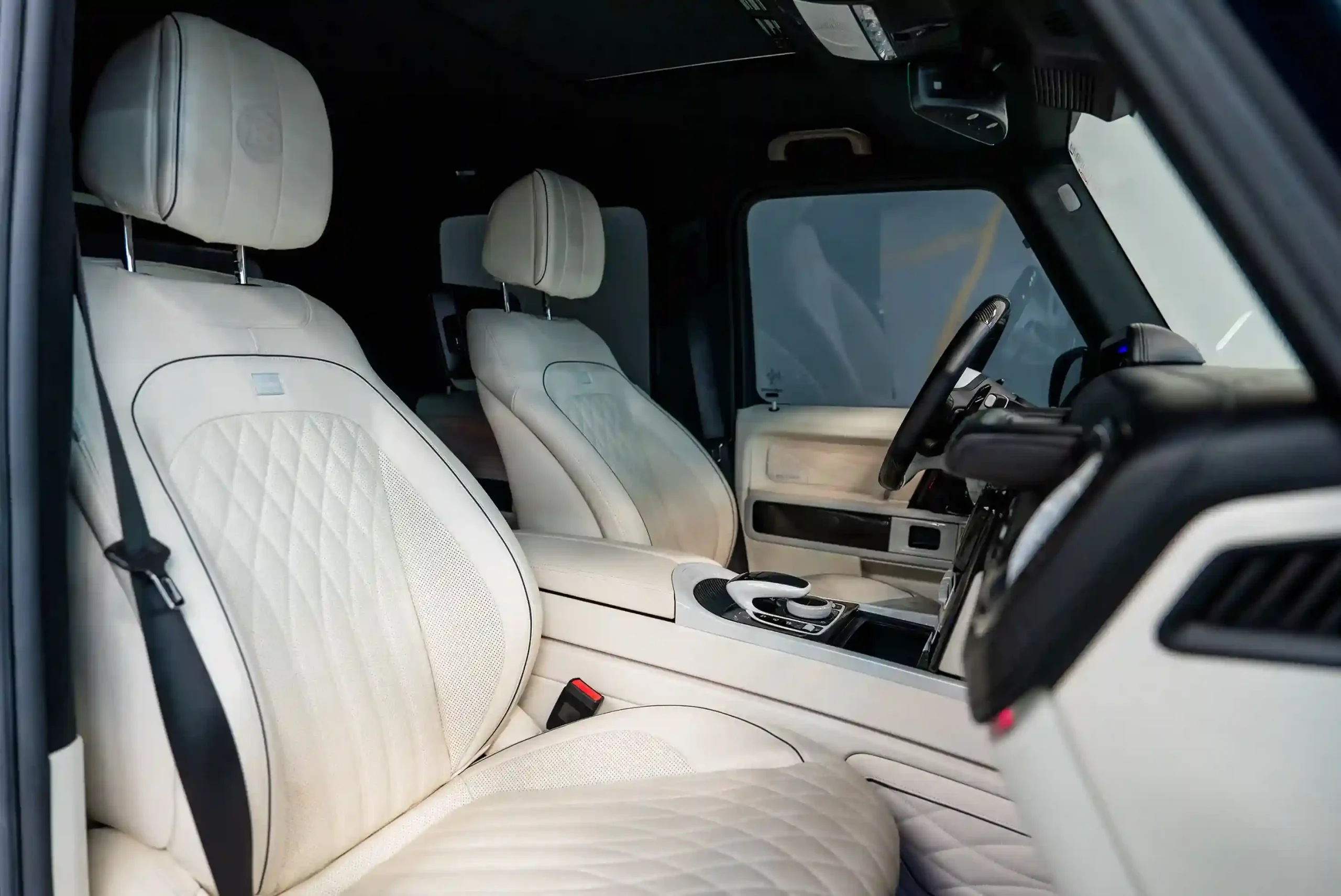 Mercedes-Brabus-blue-passenger-seat