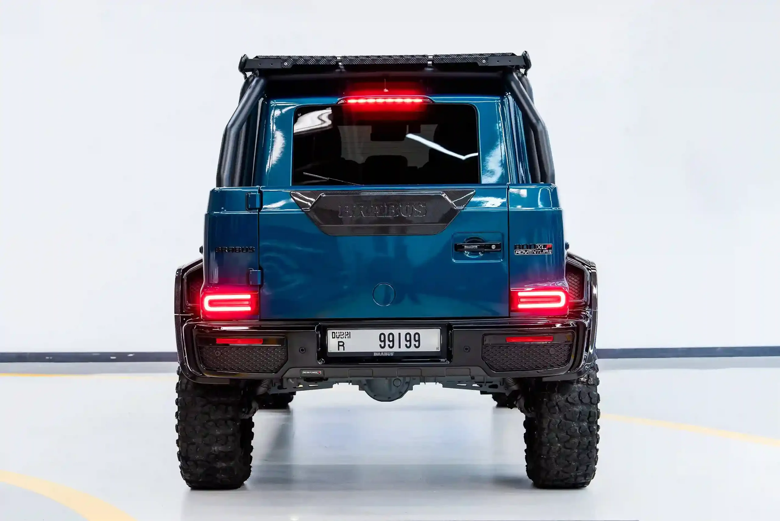 Mercedes-Brabus-blue-rear-view