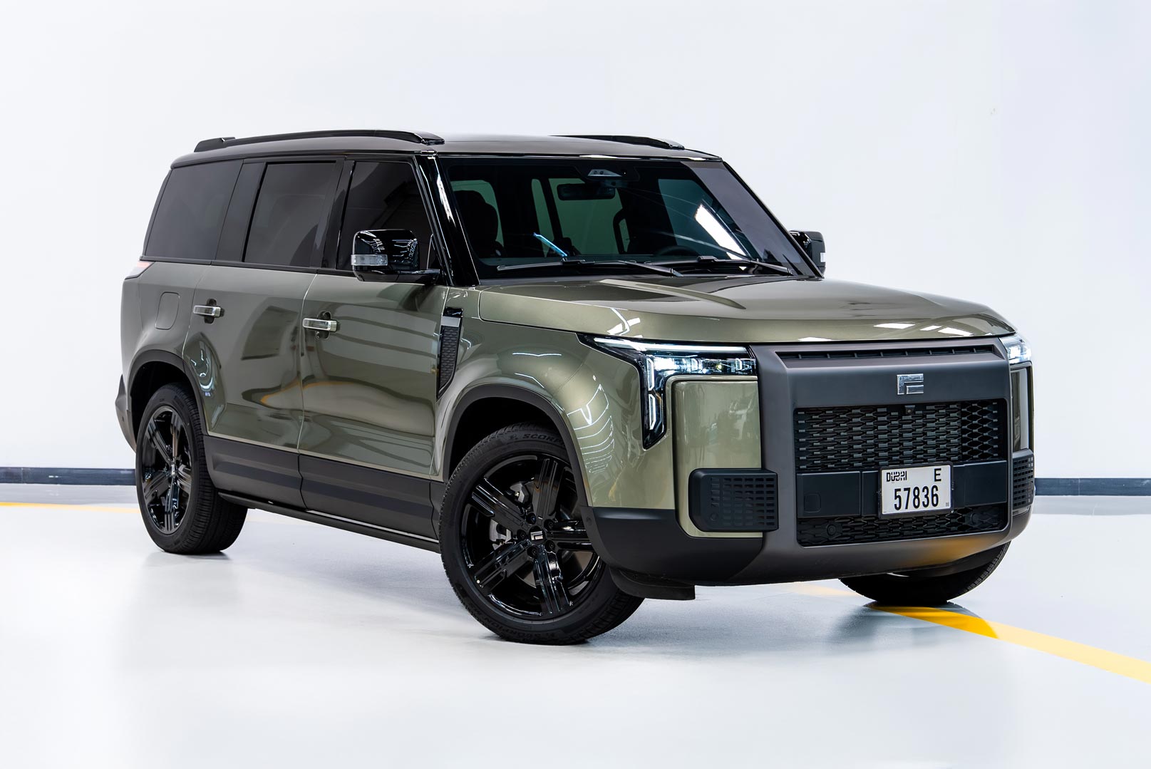 rox-01-green-front-angle