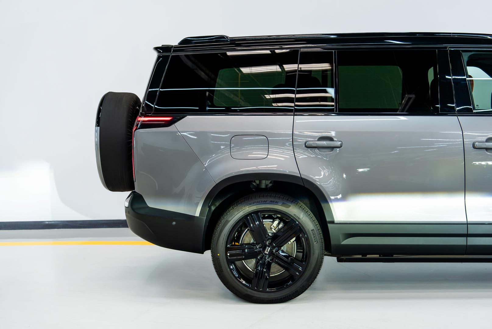 rox-01-silver-alloy-wheels